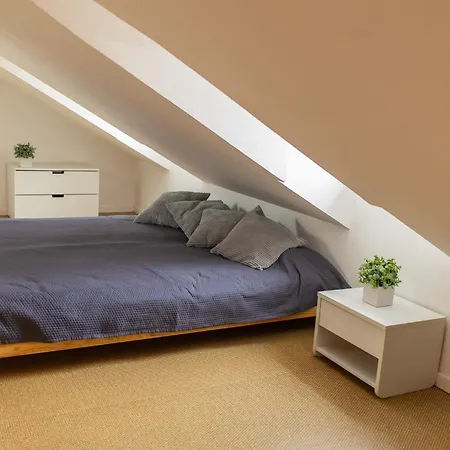 Center Duplex Loft